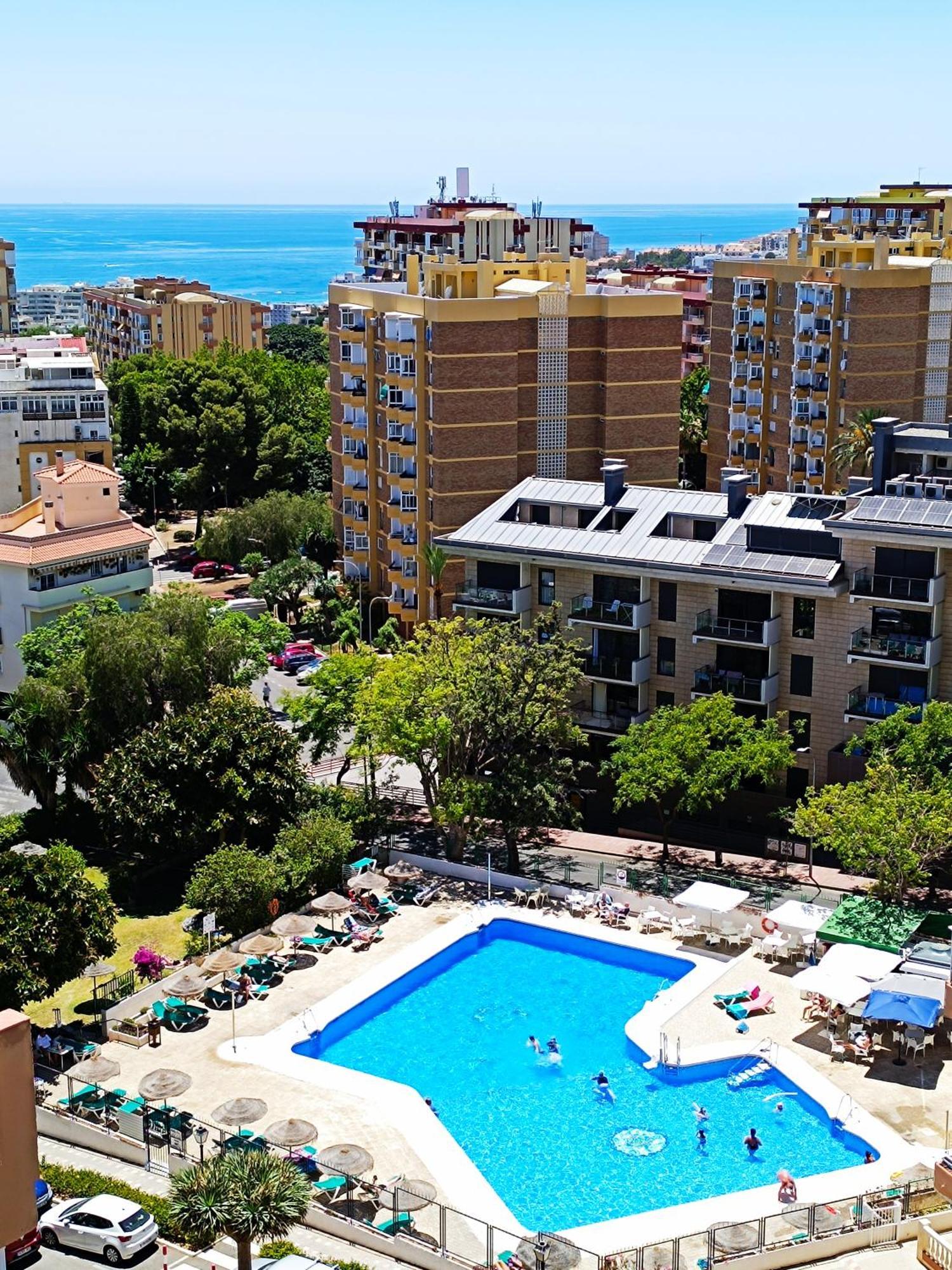 Attico Acuario, 2 Bathrooms Top Floor Appartment With Sea And Mountain Views Benalmádena Εξωτερικό φωτογραφία